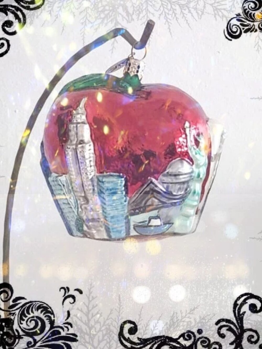 ✨NEW Very Rare Authentic Christopher Radko New York Big Apple Tour Glass Orament